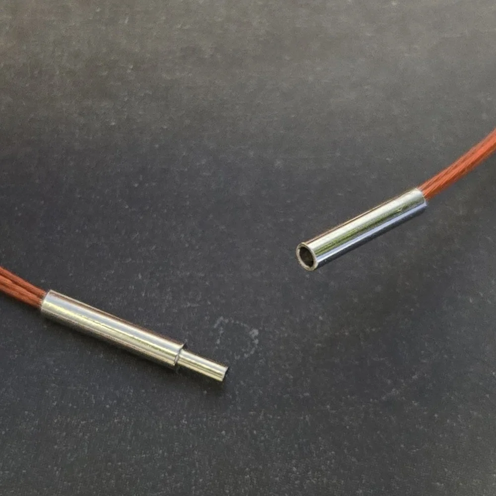 Red Steel Neck Wire Necklace - Picture 3 of 4